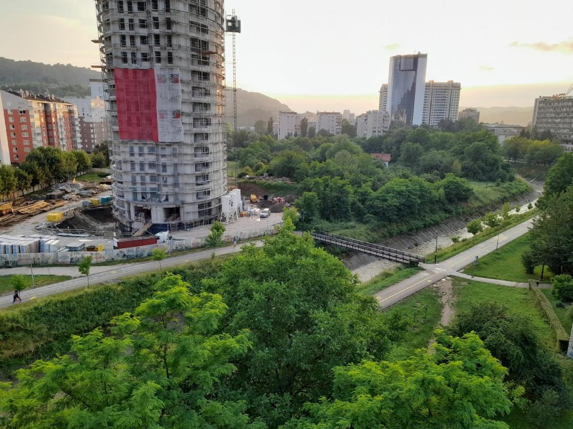 Apartman Bulevar Stupine Tuzla Dış mekan fotoğraf